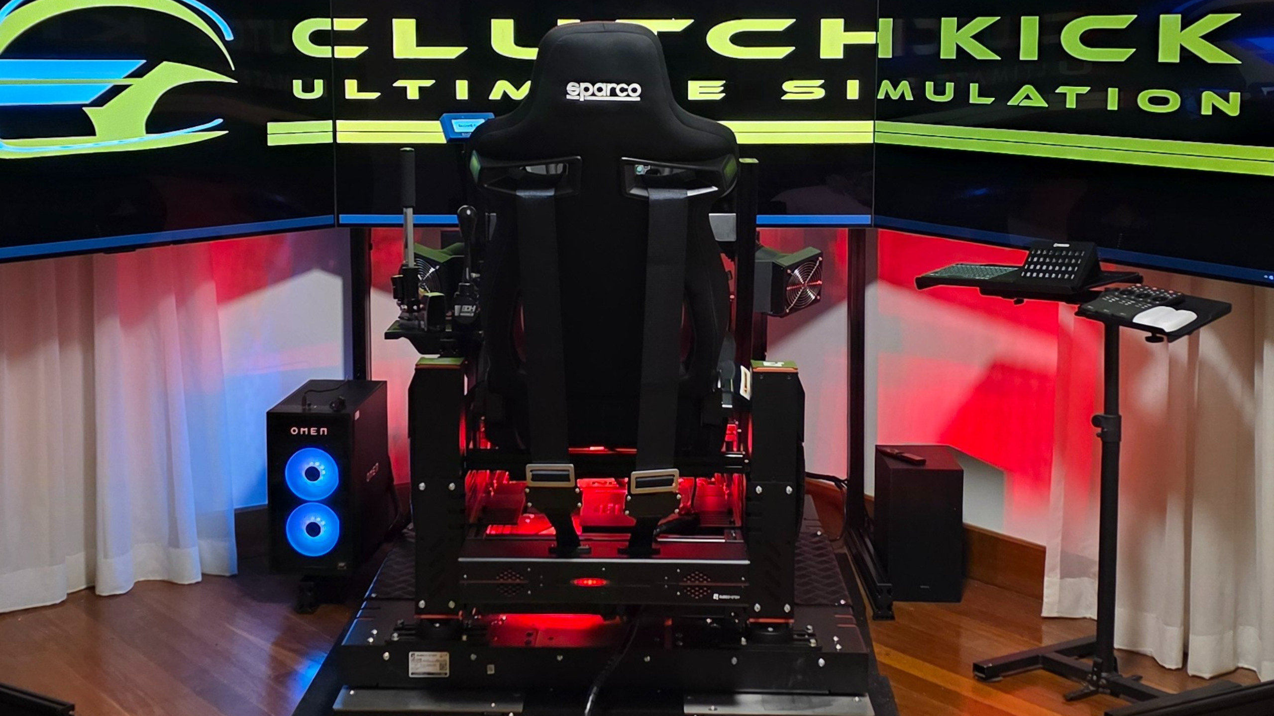 High-end simulator equipment and race-grade controls in Australia